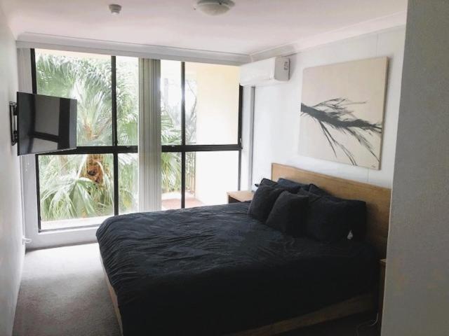 Apartment Oasis - Terrific Location & District Views!